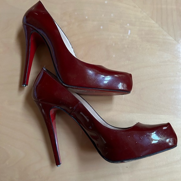 Christian Louboutin Rolando (Hidden Platform) Pumps Dark Red - Picture 6 of 10